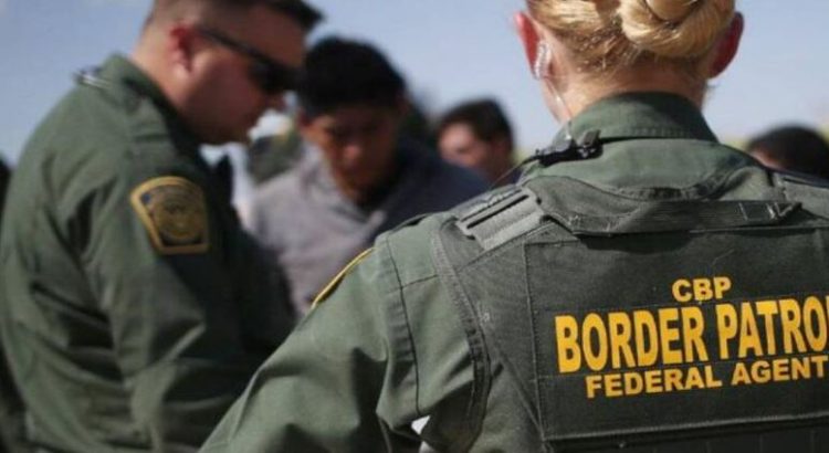 Avisos para impedir cruce de migrantes desde Coahuila