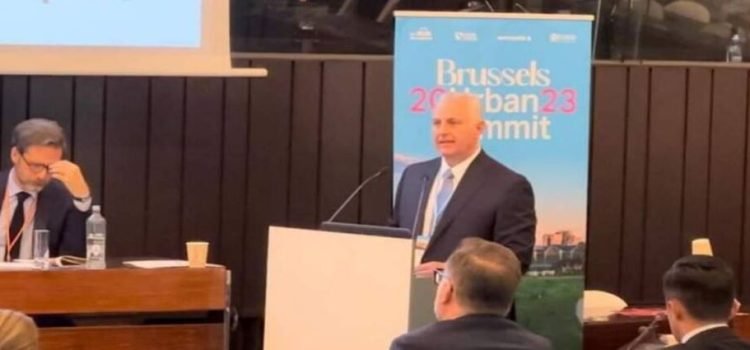 Alcalde presenta en Bruselas proyecto de drenaje pluvial para Torreón