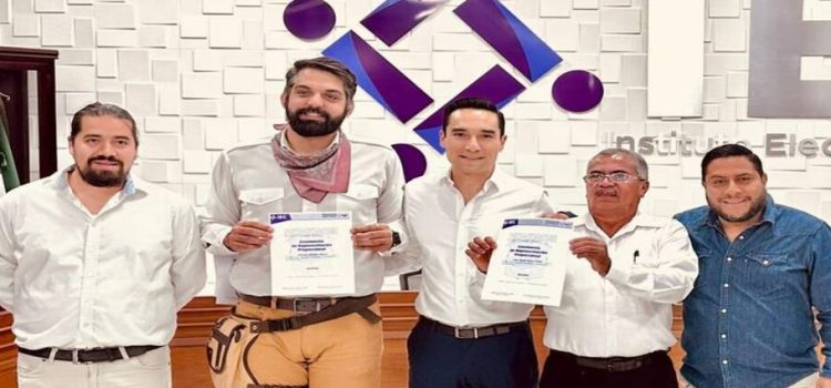 Morena entrega constancia de diputados plurinominales de Coahuila