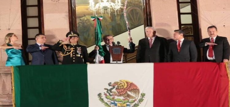 Miguel Riquelme encabeza último Grito de Independencia de su administración