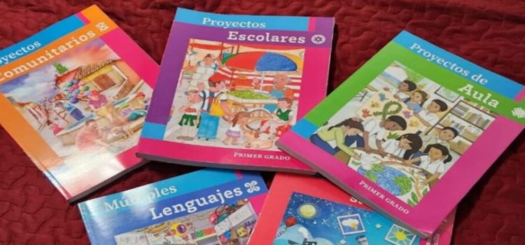 Distribución de libros de texto en Coahuila