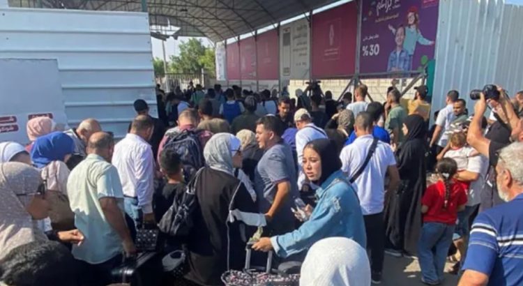 Salieron los primeros evacuados de Gaza