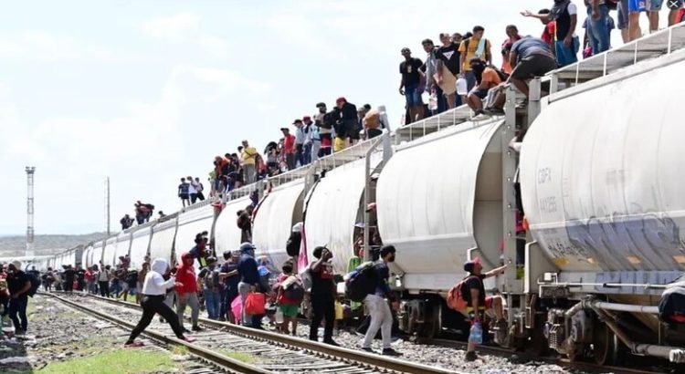 Son rescatados en Coahuila más de mil 200 personas migrantes