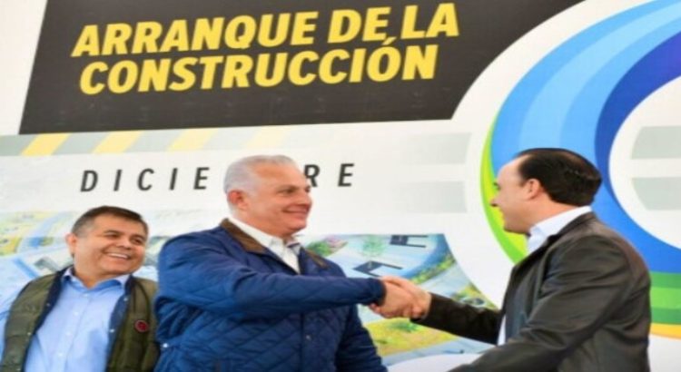 Dan banderazo a la construcción del Giro Independencia el Gobernador de Coahuila y Alcalde de Torreón