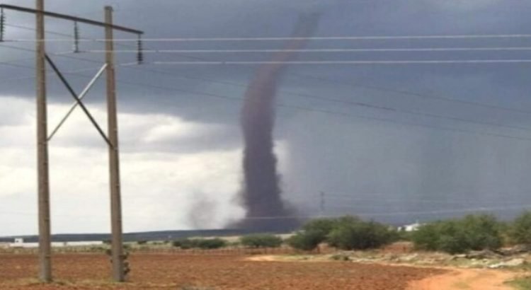Se emite la alerta de tornado en Coahuila