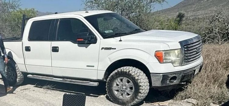 Detienen a hombre por robo con violencia de camioneta en Coahuila