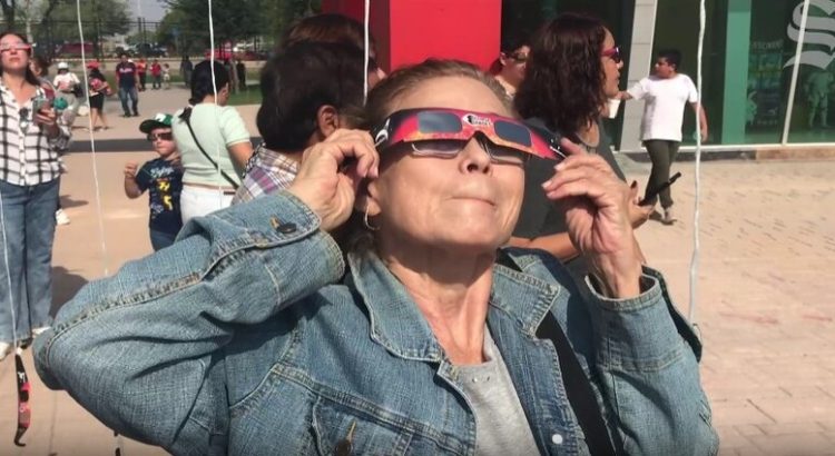 Turistas llenan hoteles de Coahuila para ver el eclipse de sol