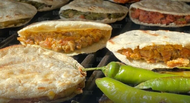 Las gorditas al carbón es el almuerzo lagunero para después de votar