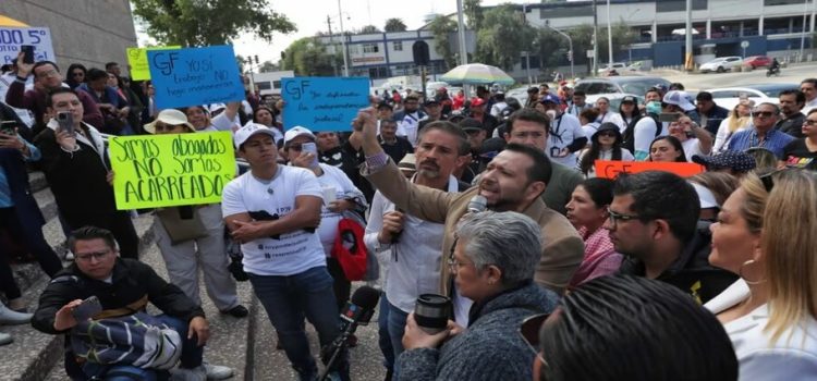 Con una protesta ante el Poder Judicial en Coahuila contra reforma de AMLO