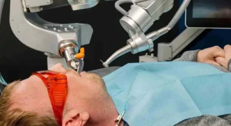 Robot dentista lleva a cabo el primer procedimiento automatizado en el mundo