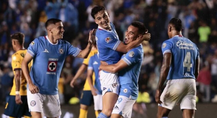 Cruz Azul derrota y golea al América