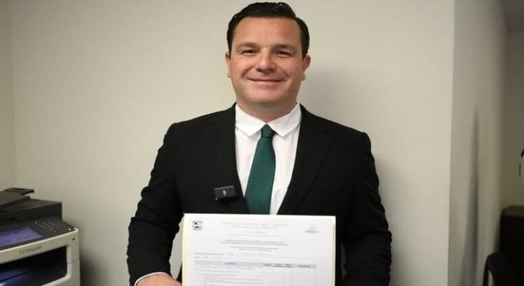Federico Fernández secretario de Seguridad de Coahuila se registra como aspirante a la Fiscalía