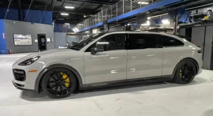 Mark Zuckerberg regala a su esposa un vehículo único en el mundo: una minivan personalizada de Porsche Mark Zuckerberg regala a su esposa un vehículo único en el mundo: una minivan personalizada de Porsche