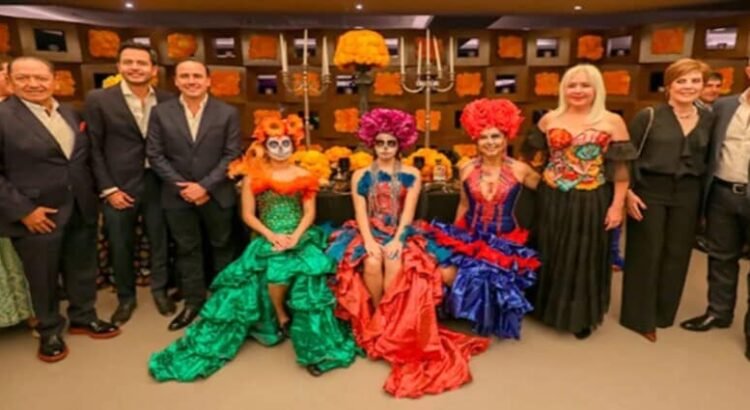 Desfile a beneficio de niños; “Catrinas del Desierto: Vistiéndonos de México”