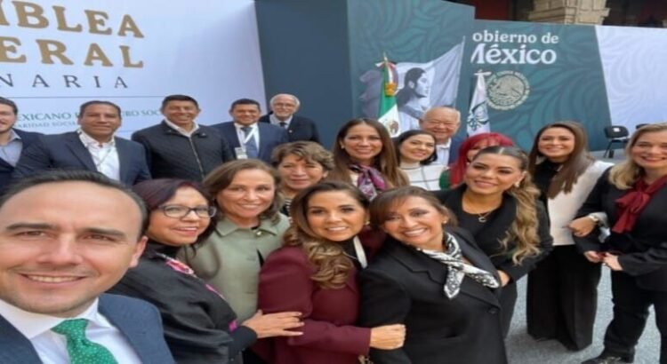 El gobernador Manolo Jiménez anuncia los nuevos proyectos para fortalecer al IMSS en Coahuila El gobernador Manolo Jiménez anuncia los nuevos proyectos para fortalecer al IMSS en Coahuila