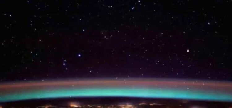 Astronautas de la Estación Espacial Internacional celebraron 16 veces el Año Nuevo