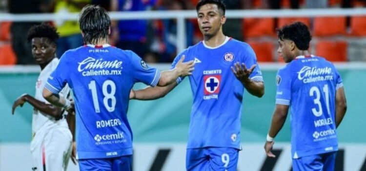 Cruz Azul toma ventaja en la Concachampion