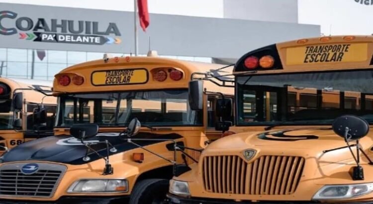 Se entregan 20 unidades para el transporte escolar en comunidades rurales del estado de Coahuila