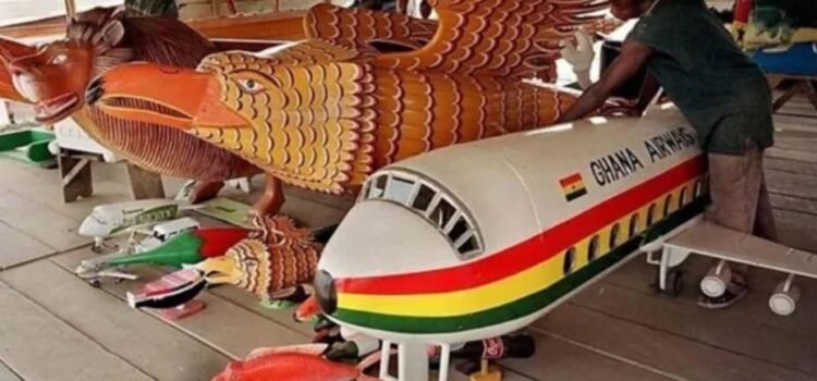 Para partir de este mundo con estilo: ataudes con forma de botella de Coca-Cola o de M&M