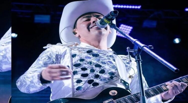 Mikel Medina, vocalista de la Banda Agua de la Llave, en un intento de asalto fue herido de bala