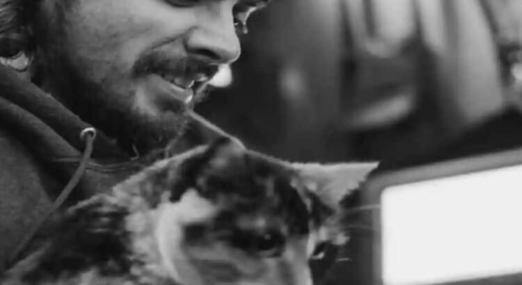 Renunció a su trabajo para emprender un viaje sin retorno