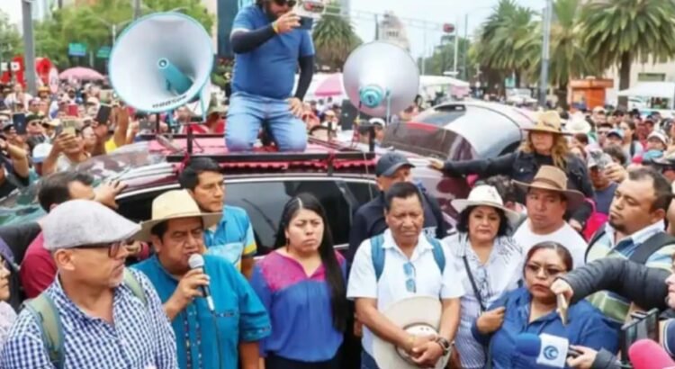 Pide el Gobierno federal a la CNTE “pensar en los niños”