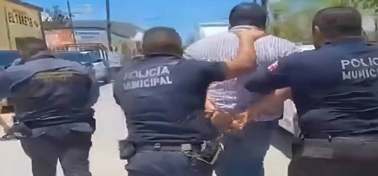 Es atrapado el ex Alcalde en Coahuila por presunta agresión a mujeres