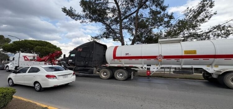 La Policía Estatal de Coahuila aseguró 63 mil litros de gasolina