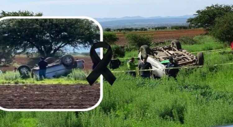 Una joven pareja pierde la vida tras fatal accidente rumbo a Torreón