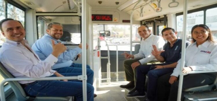 Ramos Arizpe inaugura la primer ruta de transporte para estudiantes gratuito de Coahuila