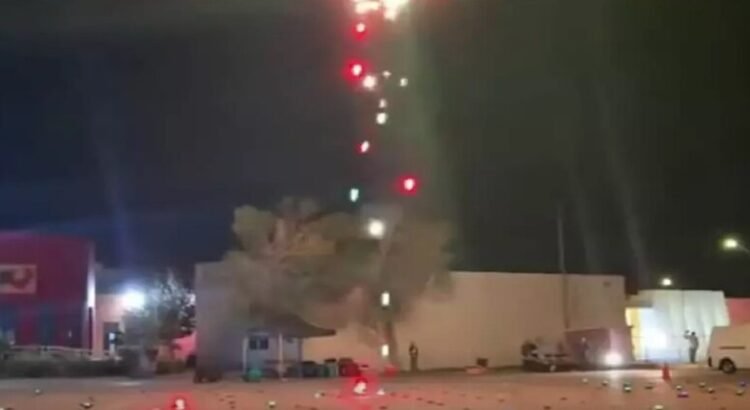 El show de drones por fiestas patrias fallan y se desploman en Piedras Negras