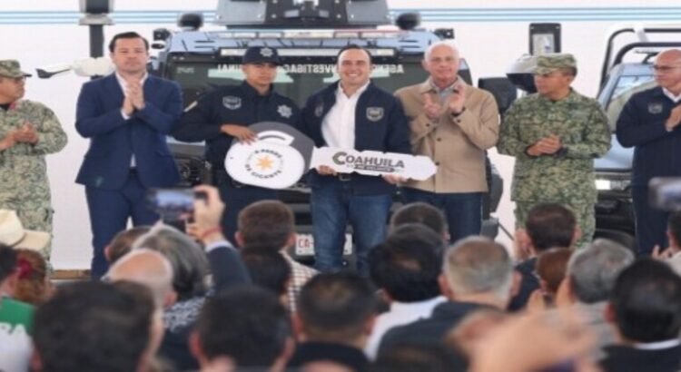 Se entregan patrullas, armas y equipo táctico para municipios del estado de Coahuila Se entregan patrullas, armas y equipo táctico para municipios del estado de Coahuila