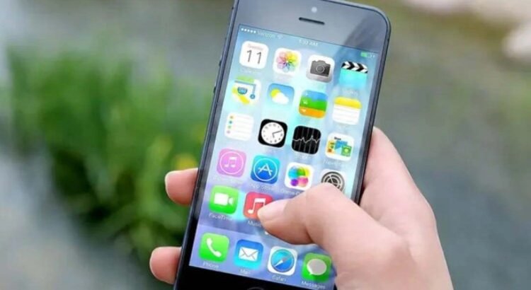 Prohibirá Dinamarca las redes sociales a menores de 15 años
