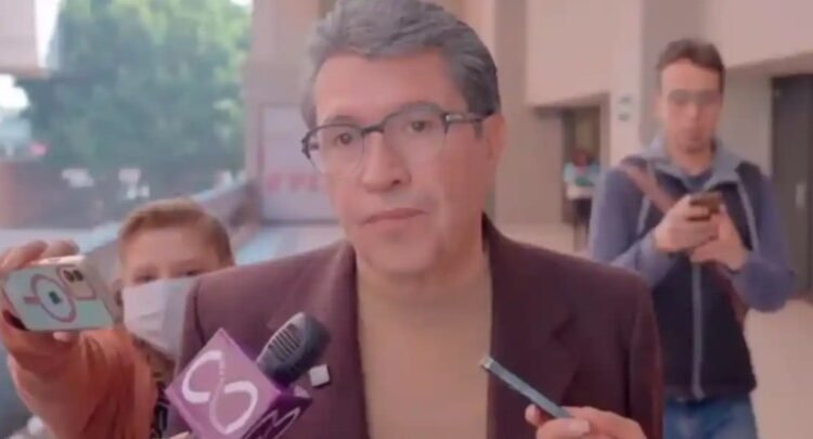 Deben Gobierno y Congreso “escuchar todas las voces”: Monreal