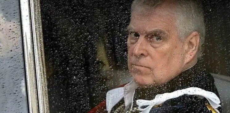 De príncipe a plebeyo De príncipe a plebeyo