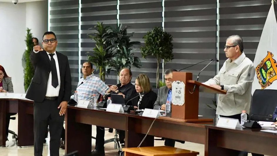 Nombran a Manuel Valdés como nuevo contralor municipal de Torreón